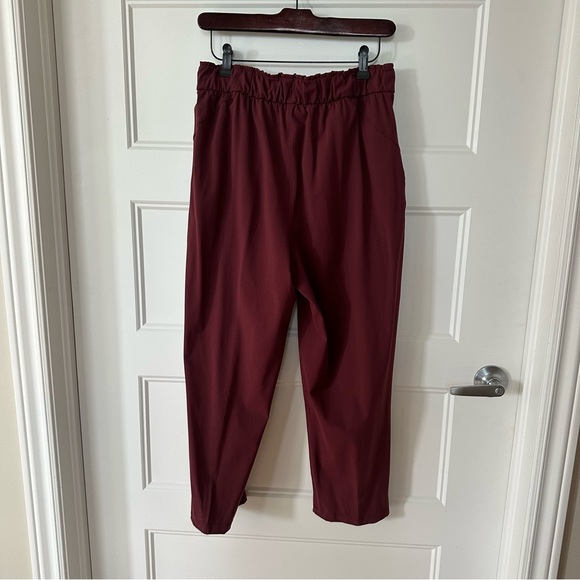 Lululemon Stretch High Rise Crop 23" in Red Merlot Size 8 - Picture 8 of 10